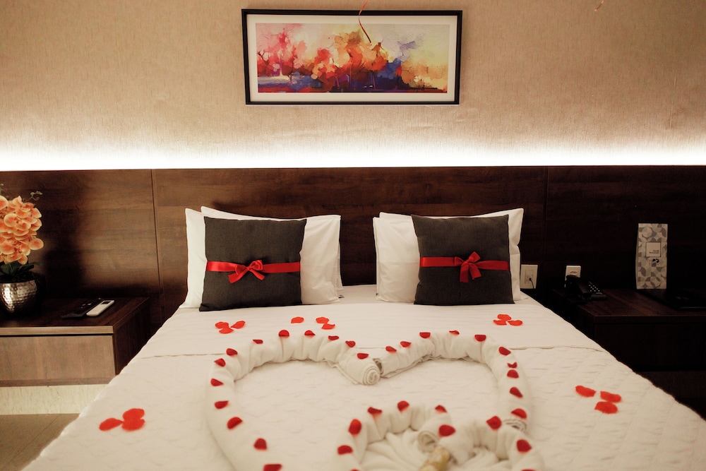 Roma Hotel by H Hoteis Airport 40/44