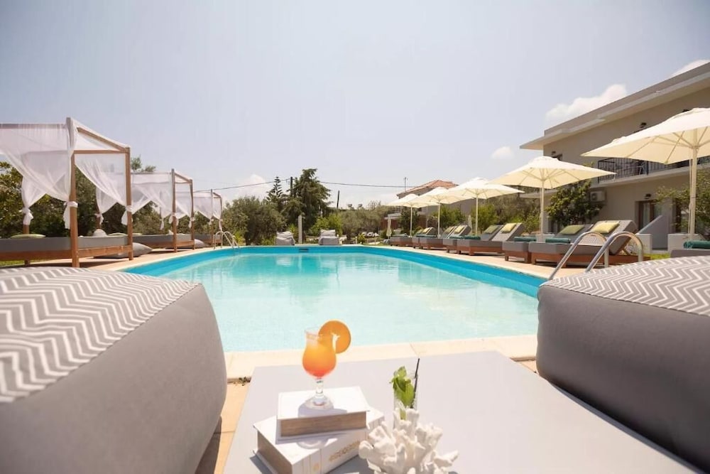Skiathos Avaton Hotel 61/68