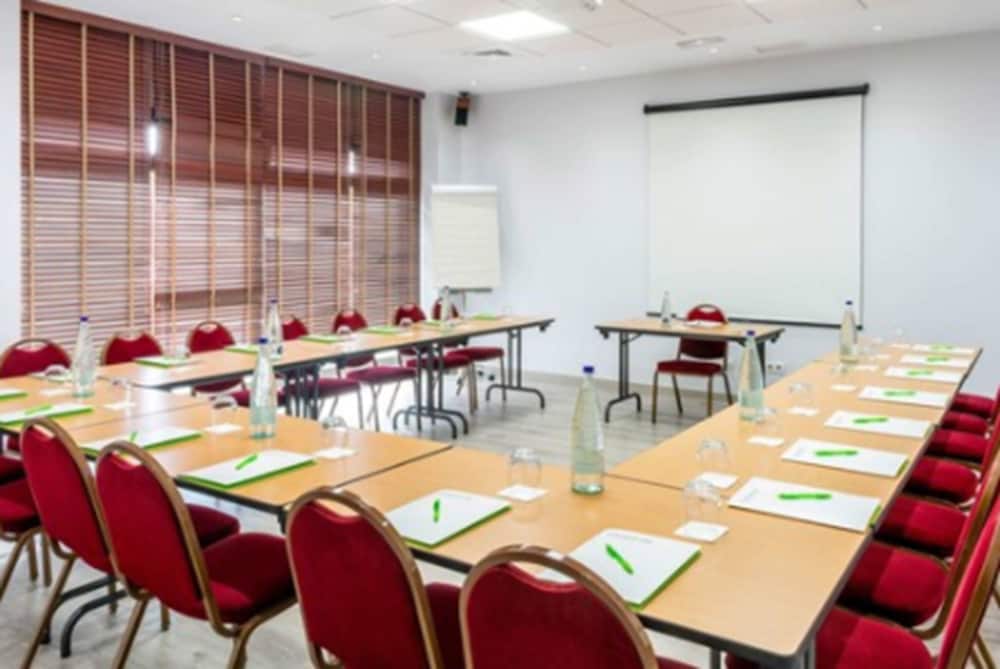 Travelodge Madrid Alcala De Henares 37/50