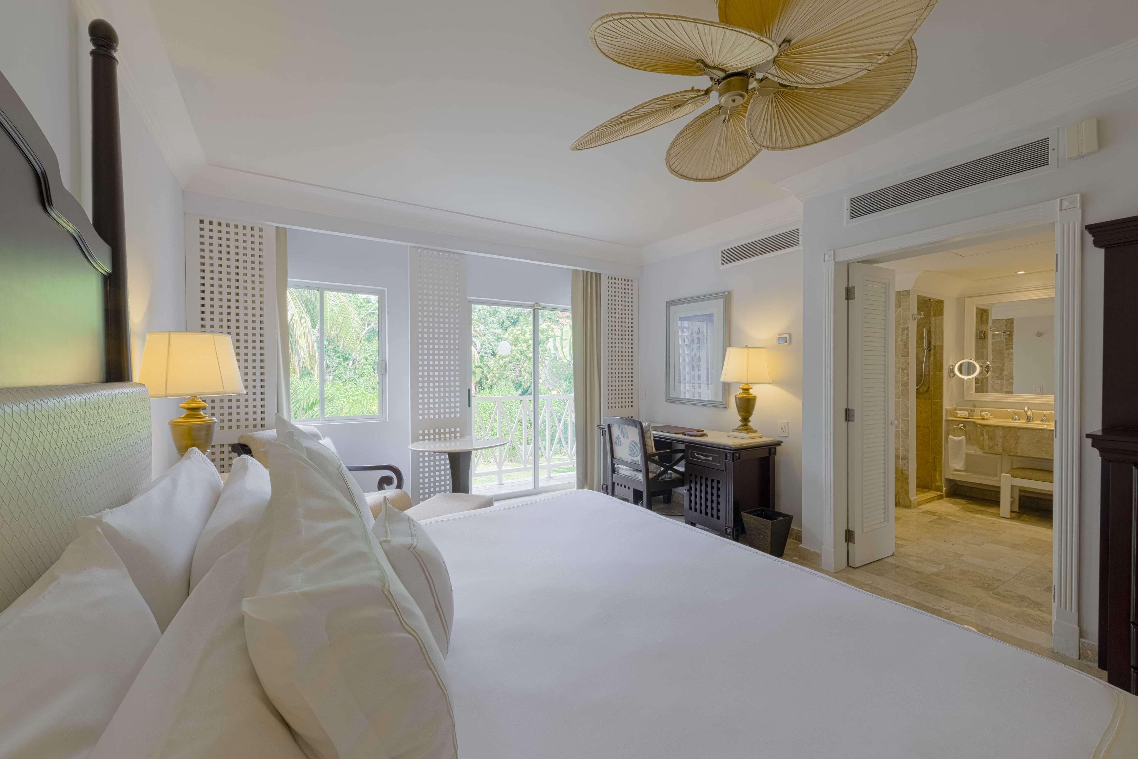 Royal, Luxury, with View