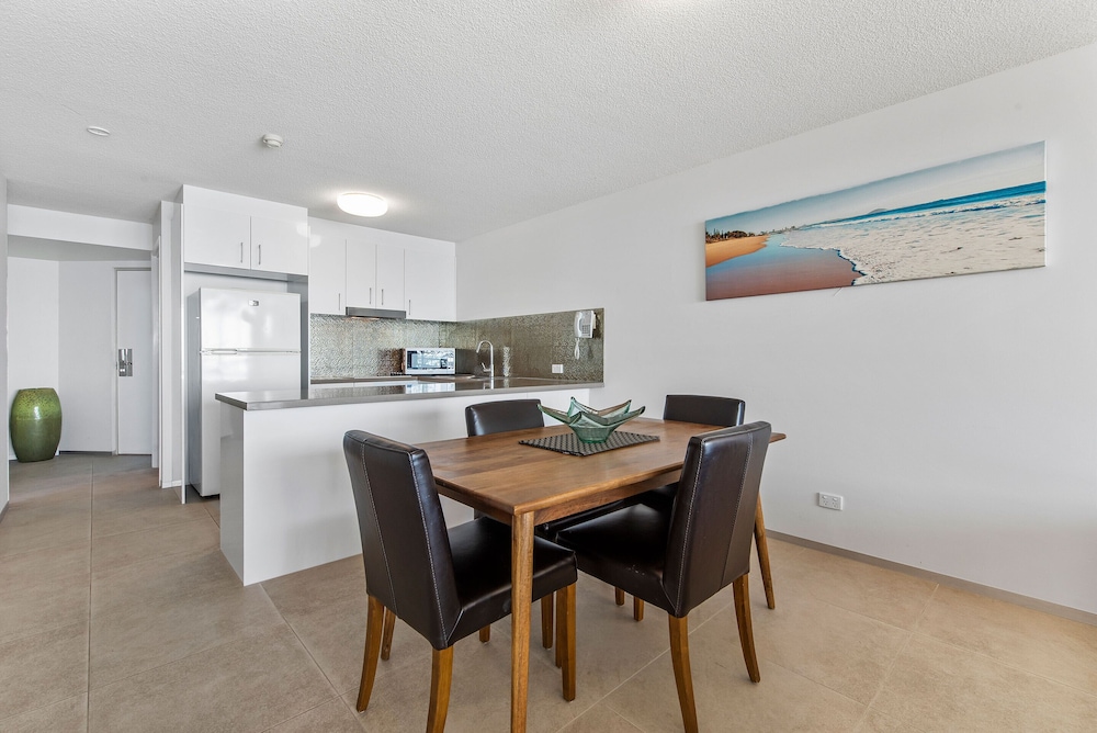 PENINSULAR BEACHFRONT RESORT 46/69