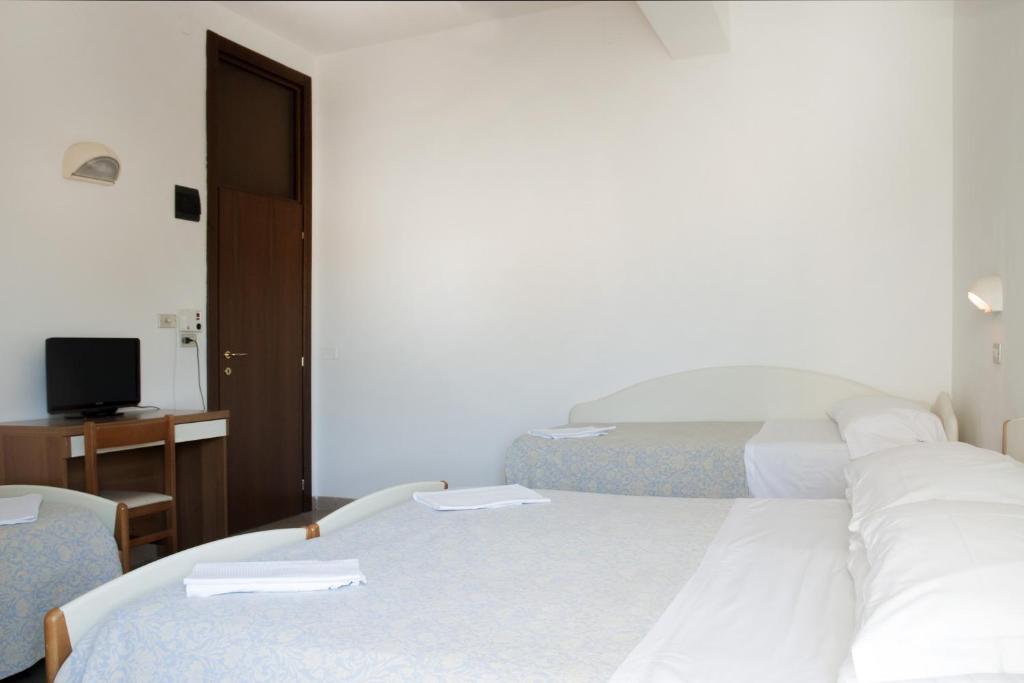 Hotel Lungomare Cervia 13/36