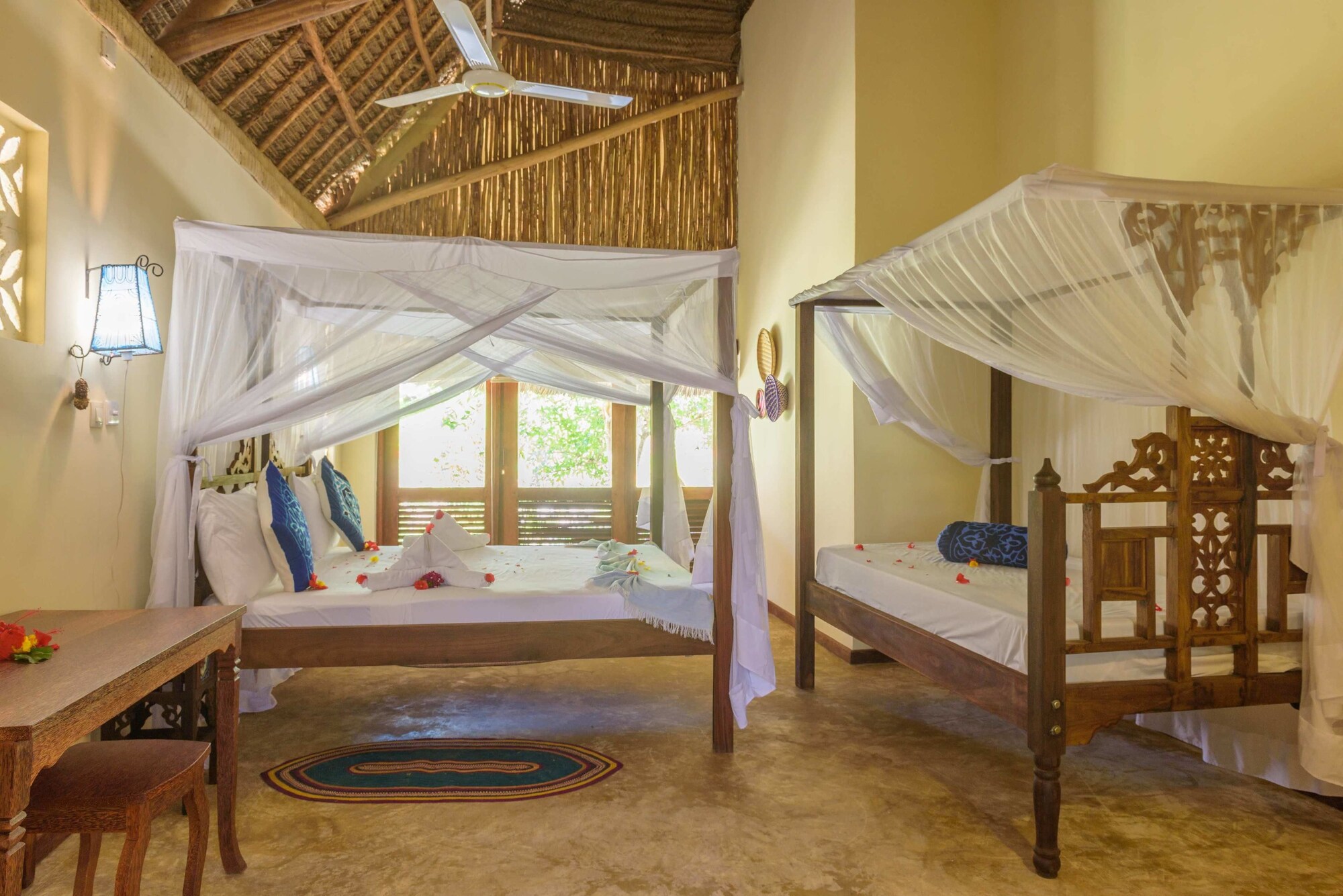 SUPERIOR, TRIPLE, MULTIPLE BEDS, GARDEN VIEW