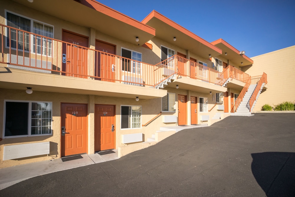 Beachview Inn 2/36