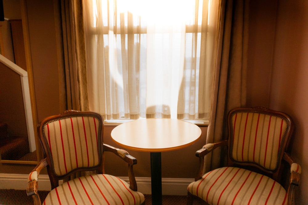 Phoenix Park Hotel 13/15