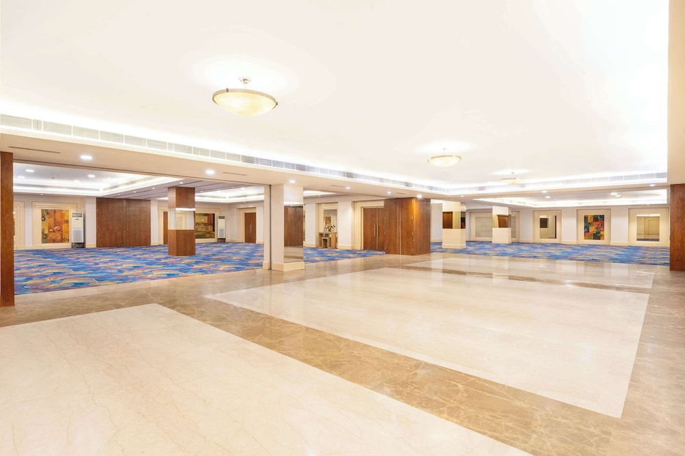 Park Plaza Faridabad. 4/64