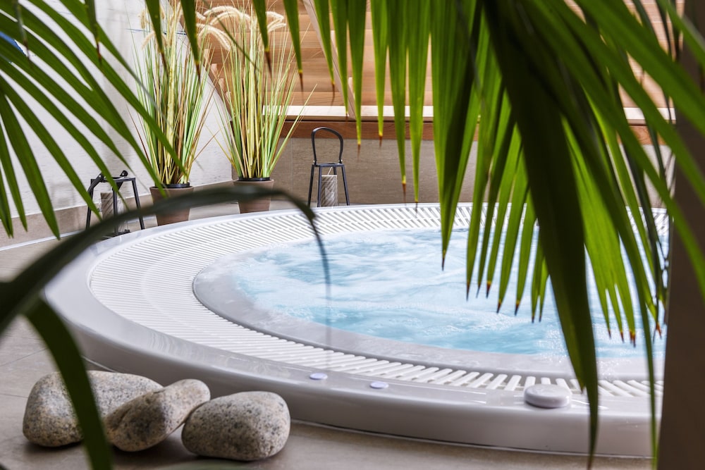 Best Western Hotel Perros Guirec Hotel and Spa Les Bains 41/76