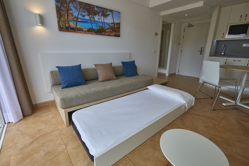Cala D or Playa Apartments 8/50