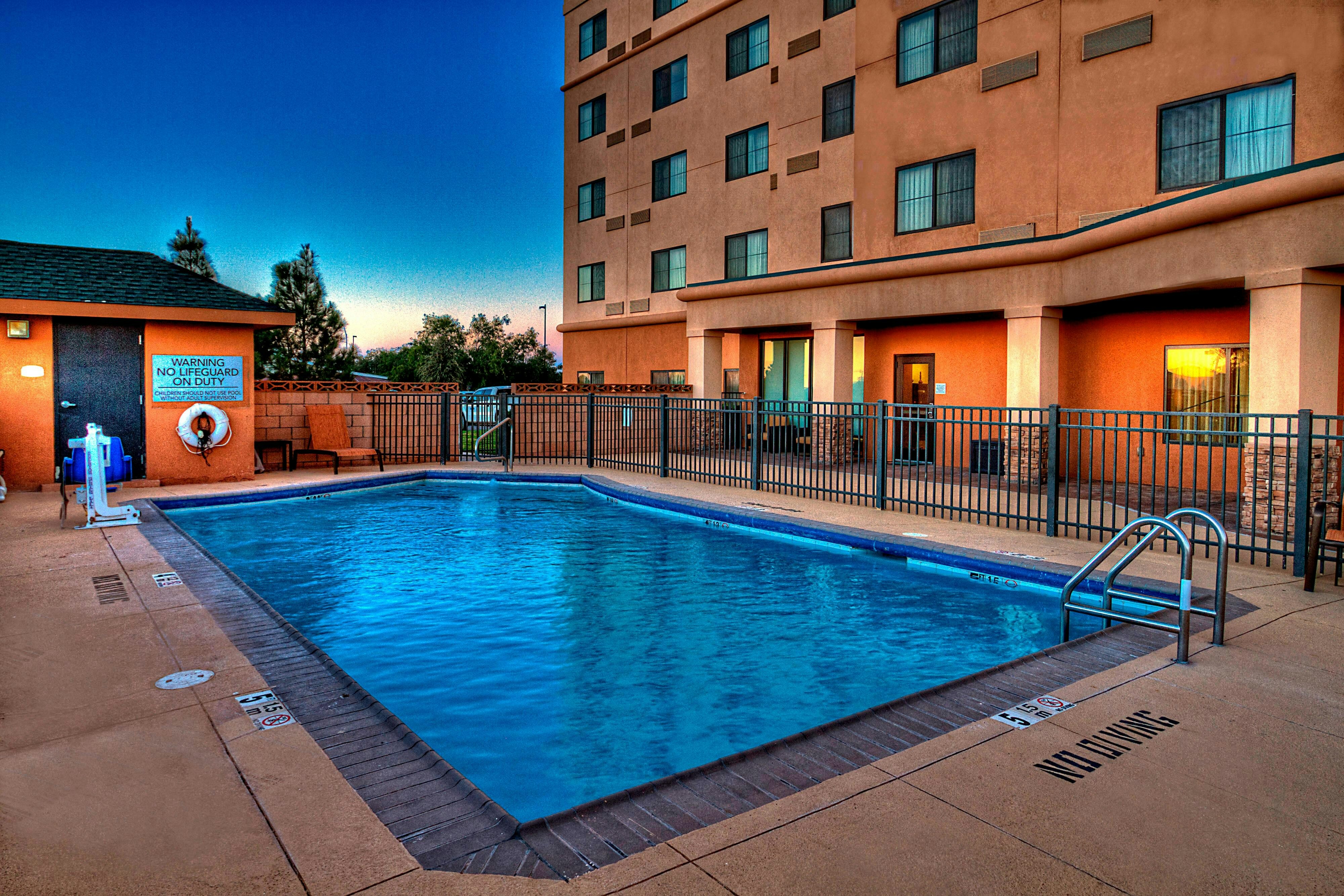 Courtyard By Marriott Midland 2/51