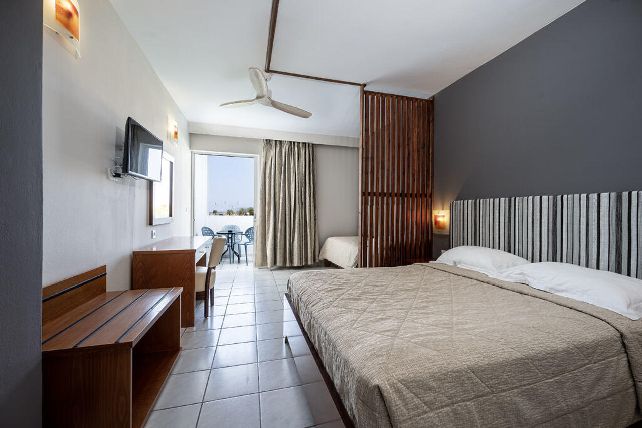 Sandy Beach Hotel Kos 32/97