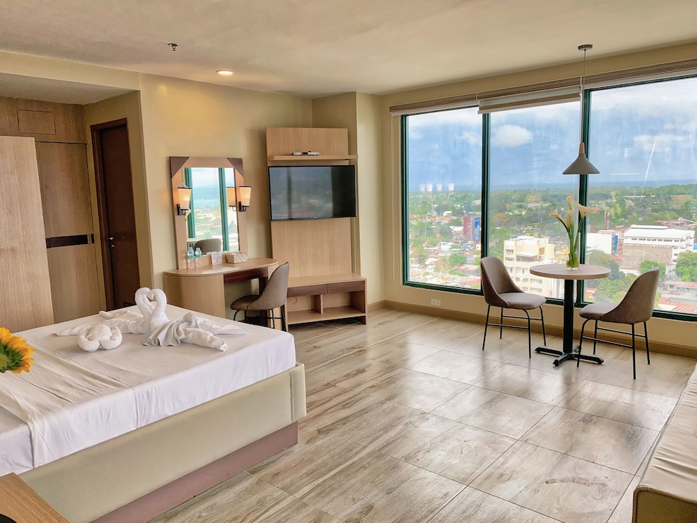 New Dawn Hotel Plus 27/79