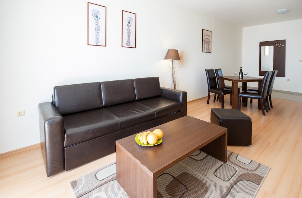 New Line Village Apartments 30/50