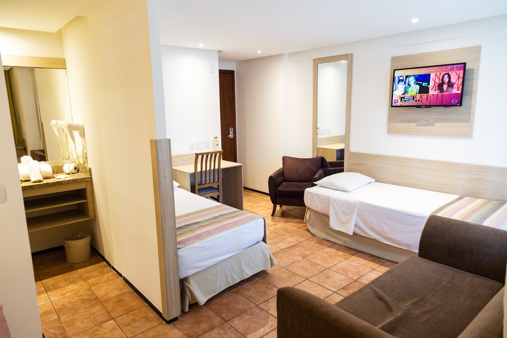 Plaza Praia Suites 29/75