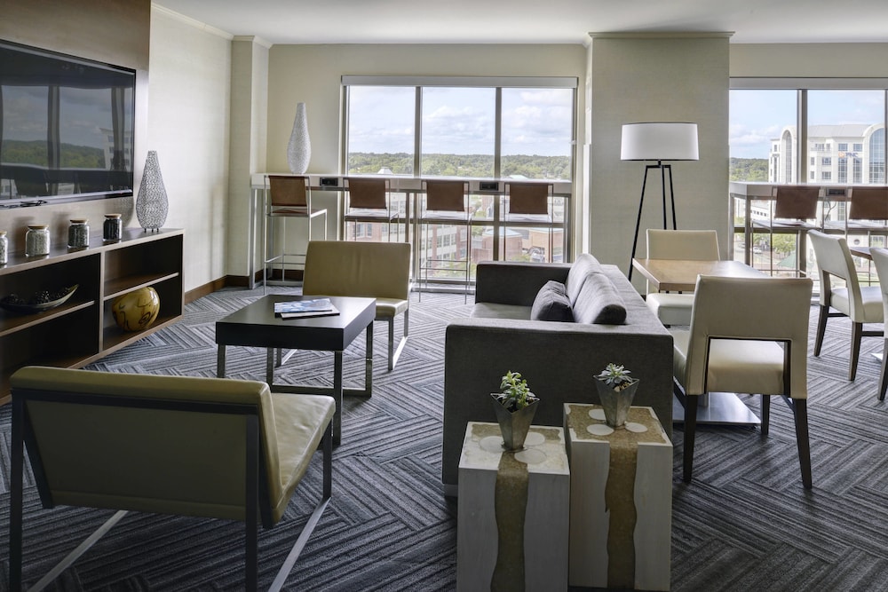 Newport News Marriott at City Center 30/62