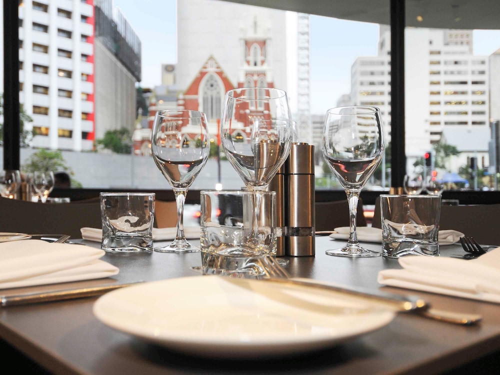 Mercure Brisbane King George Square 54/73