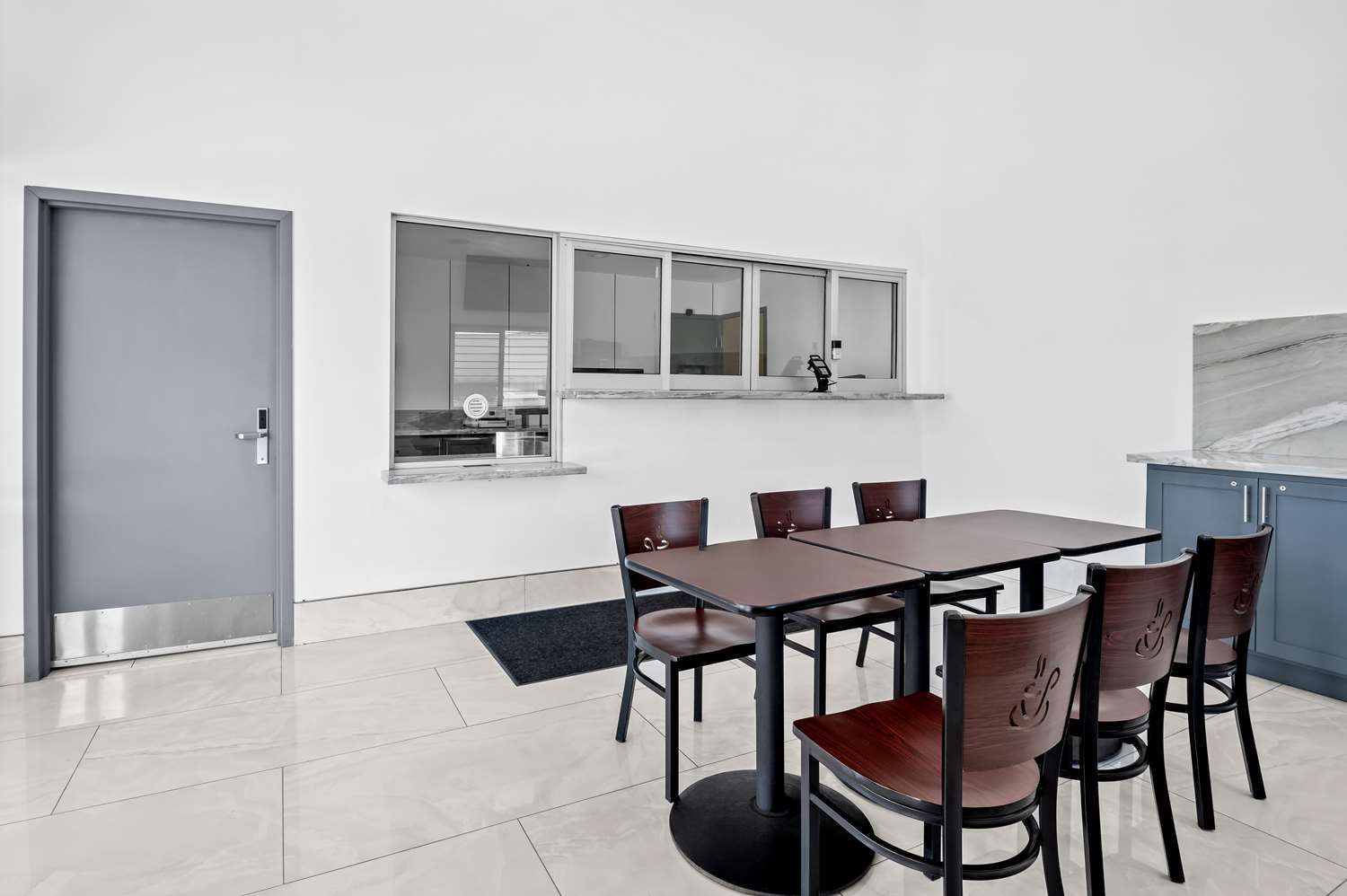 SureStay Hotel by Best Western Buena Park Anaheim 4/8