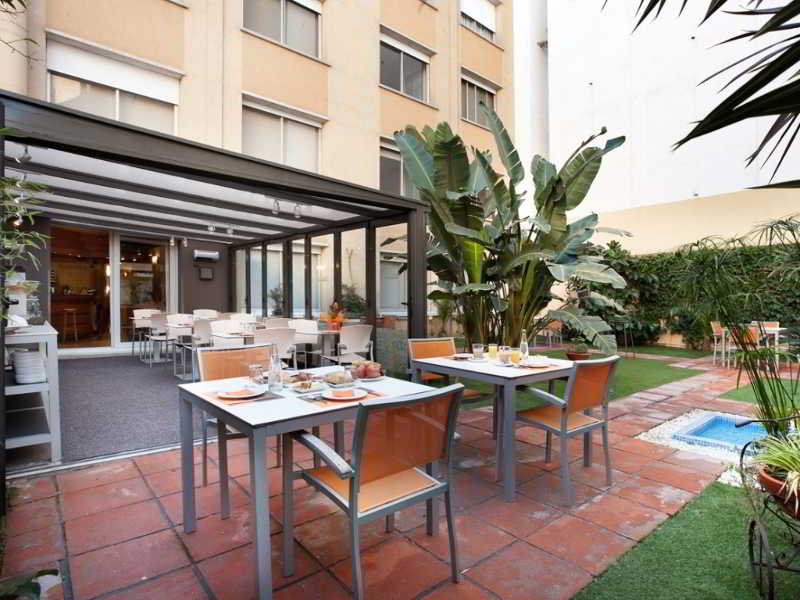 Silver Aparthotel 33/48