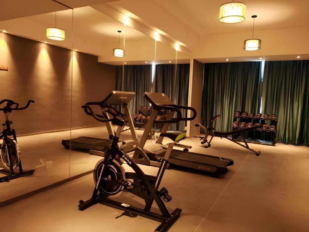 GreenTree Eastern Changge Yiwu City Hotel 40/57