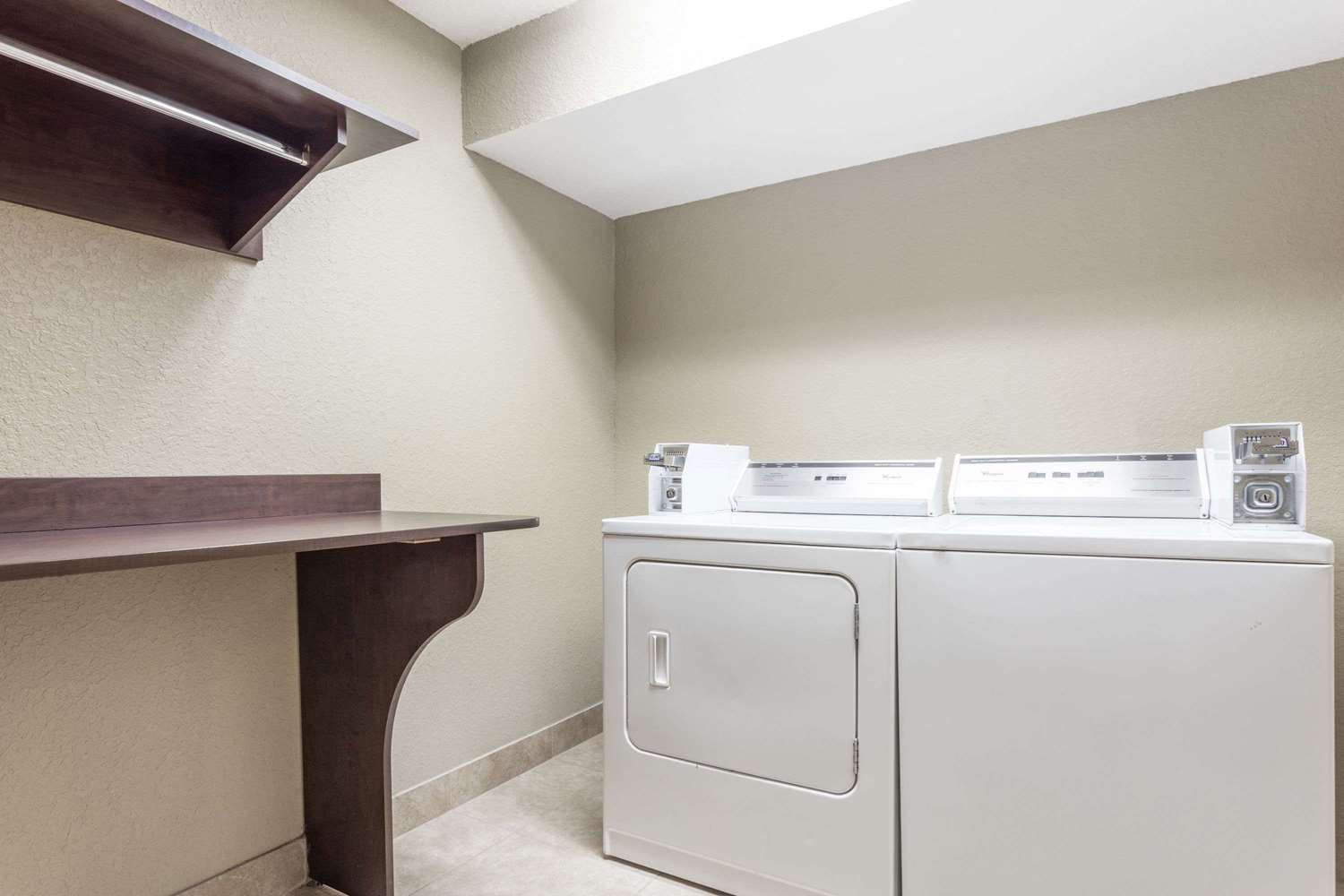 Microtel Inn Suites By Wyndham Macon 12/12