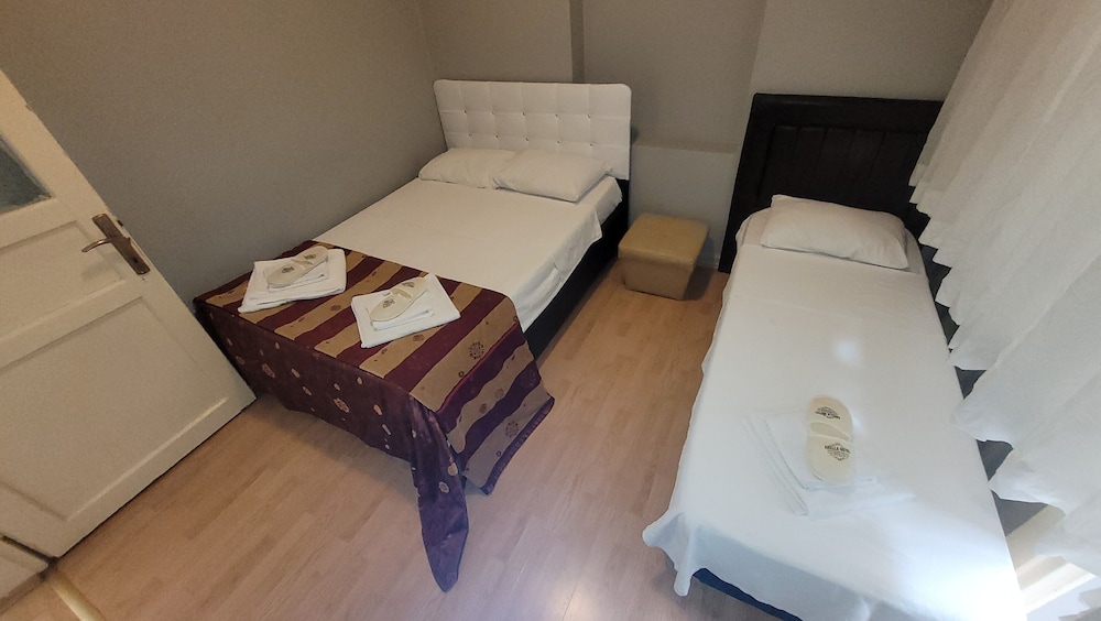 Mehmet Bey Hotel 32/70