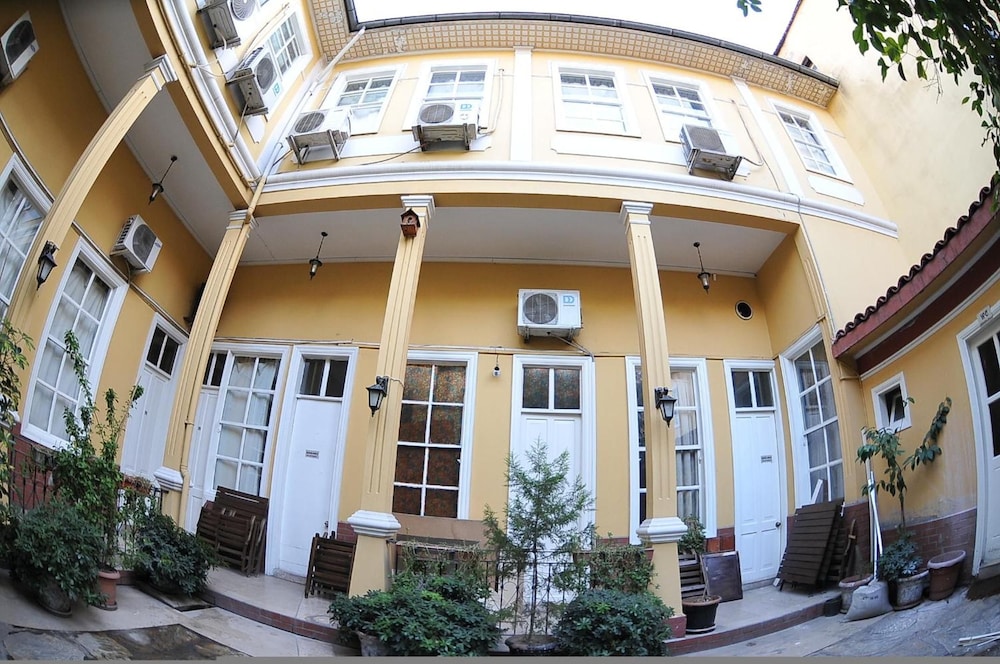Antikhan Hotel 1/49