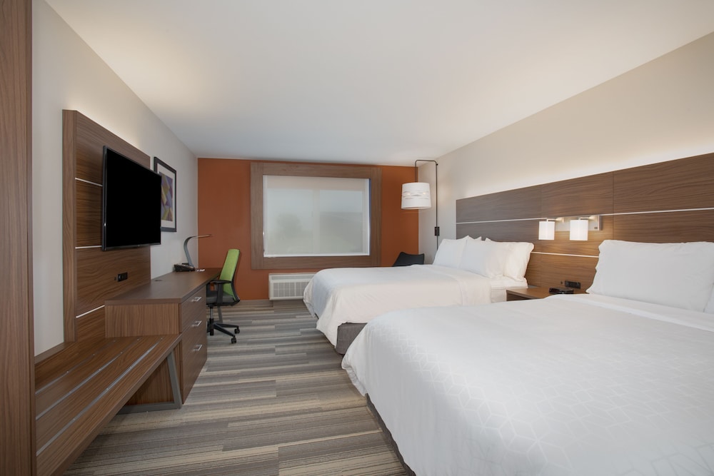 Holiday Inn Express and Suites Sioux City North Event Center an IHG Hotel 22/70