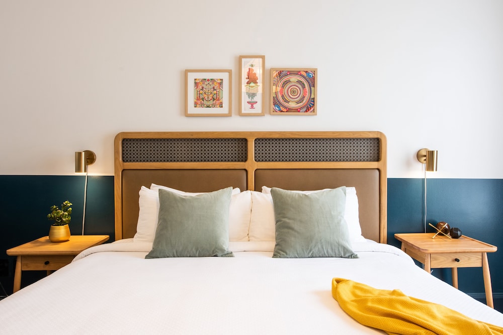 Hotel Theo New Orleans, Tapestry Collection by Hilton 27/82