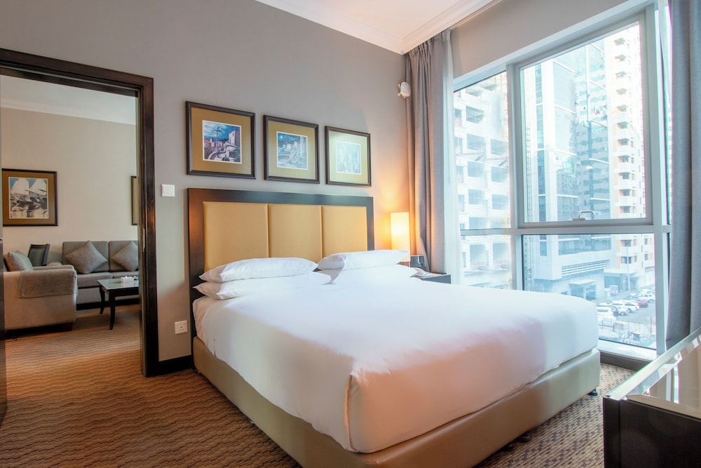 1 BEDROOM, DELUXE, SUITE
