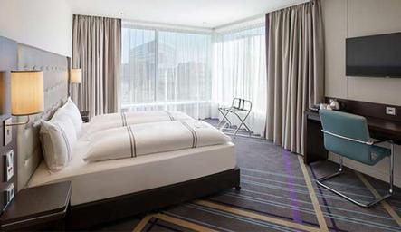 Room, Triple, Double Bed