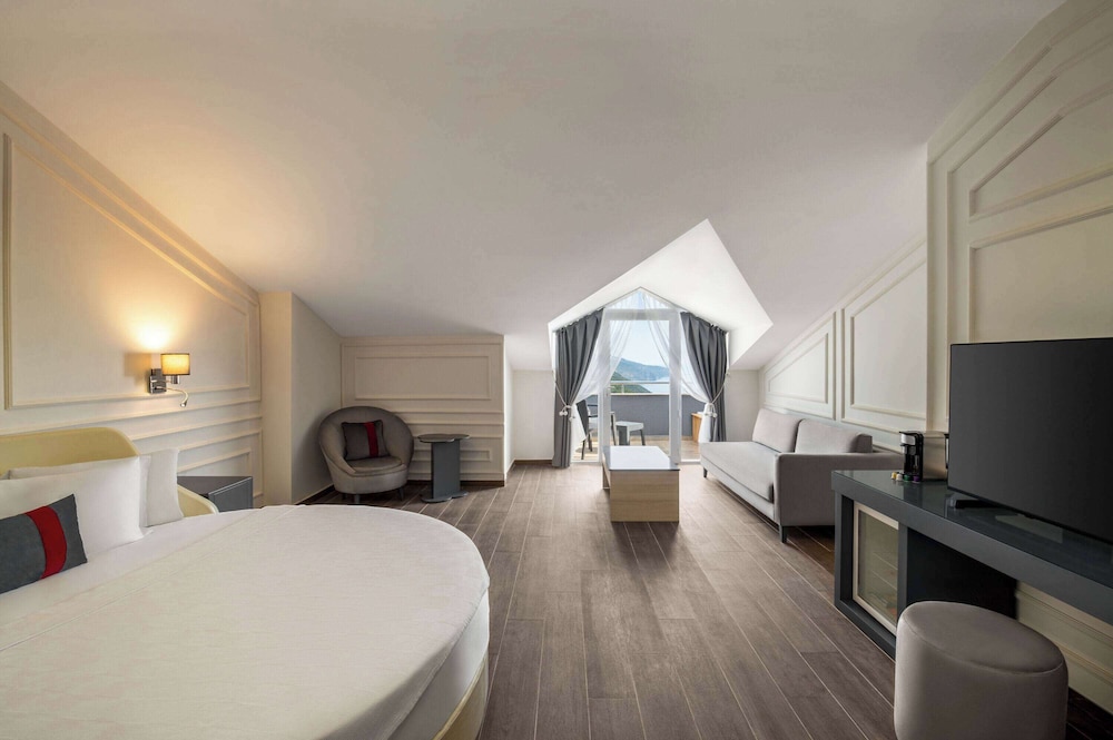 Ramada by Wyndham Fethiye Oludeniz - Adults Only +16 18/48
