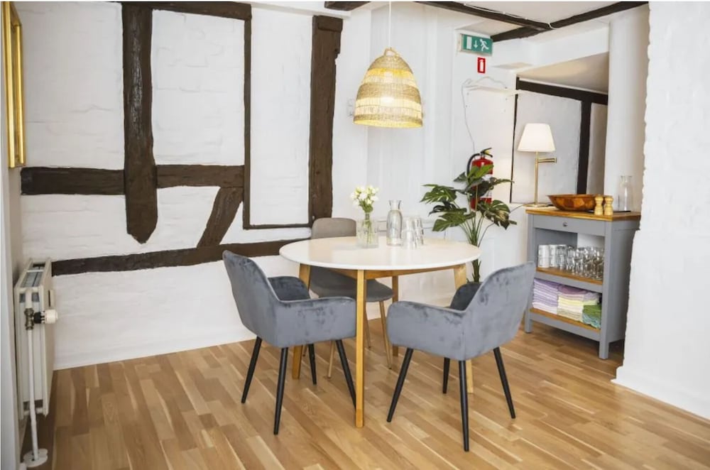 Hotel Hamlet 21/31