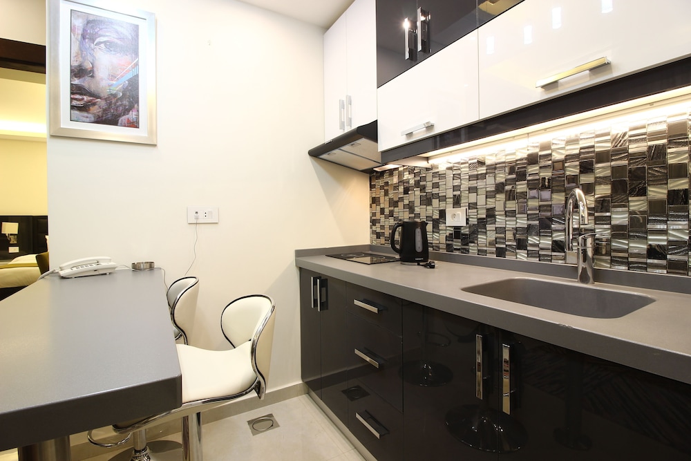 Palm Ville Suites 45/46
