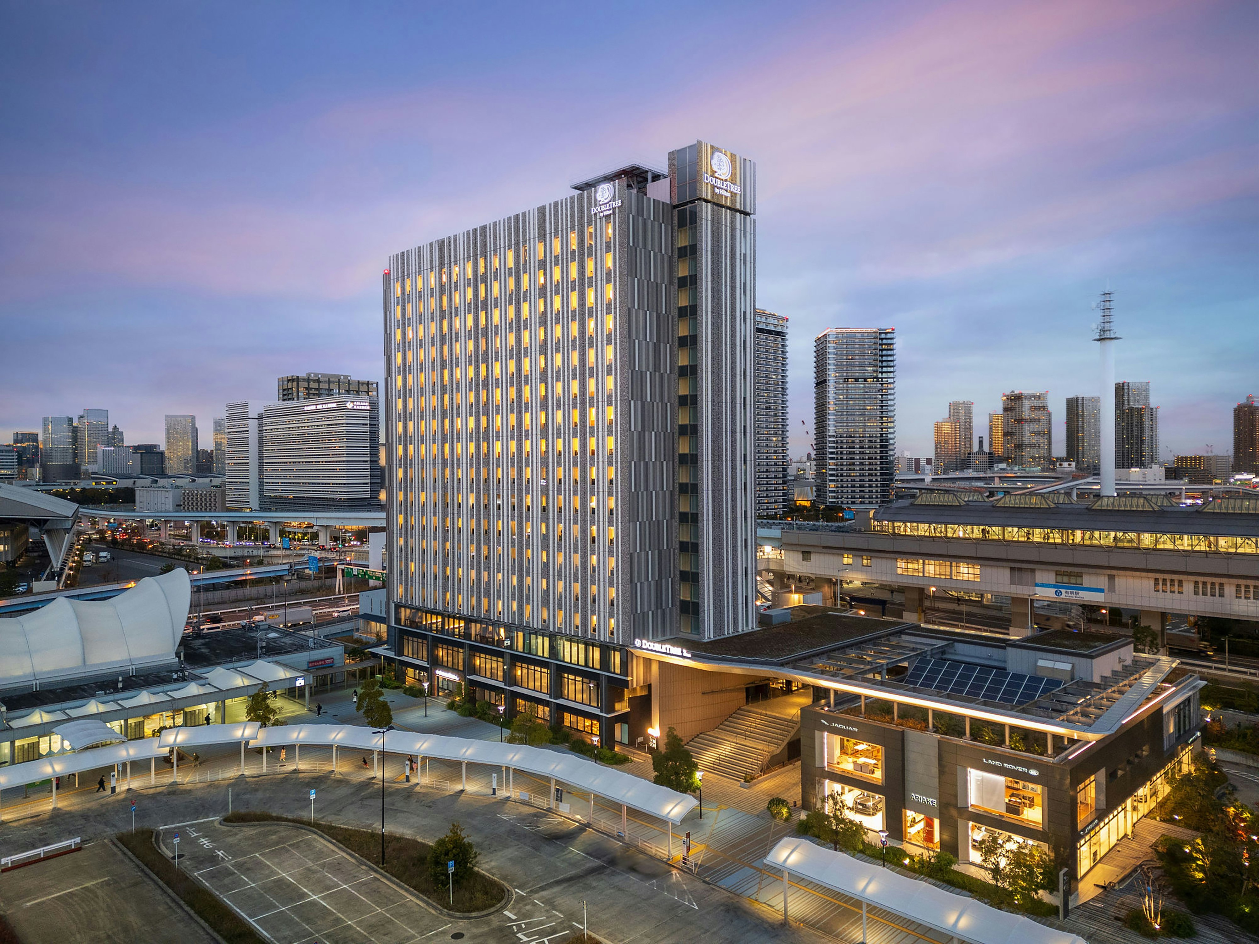 DoubleTree by Hilton Tokyo Ariake photo1