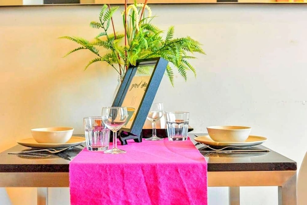 Platinum Suites AT Swiss Garden 32/45