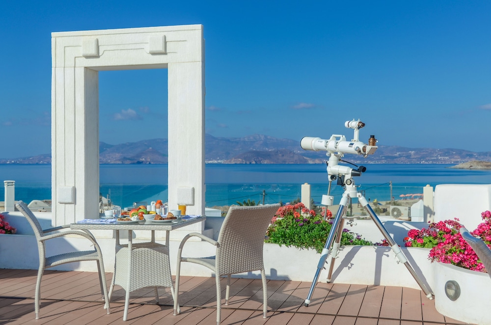 Naxos Island Hotel 53/74