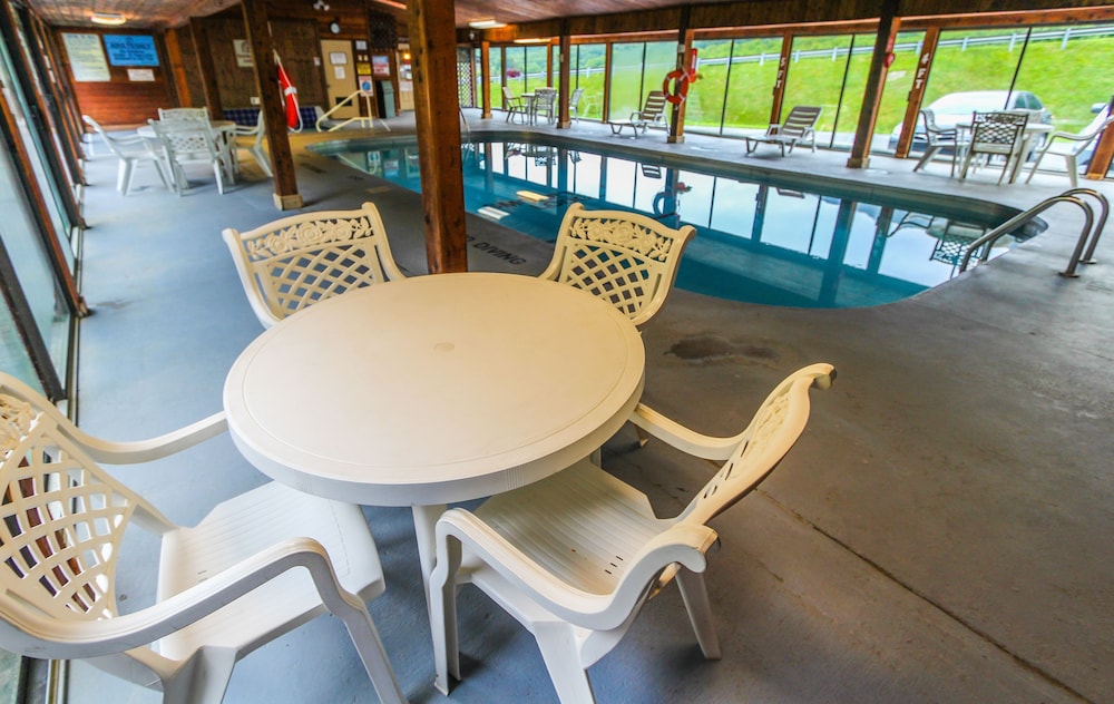 Smoketree Lodge, a VRI resort 52/70