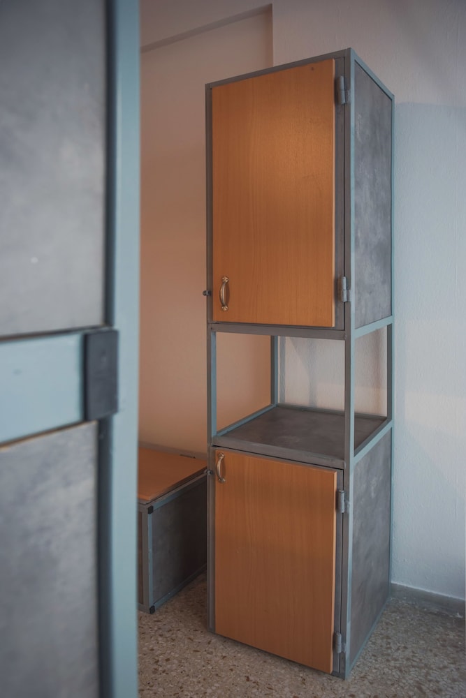 Bedbox Hostel 2/47