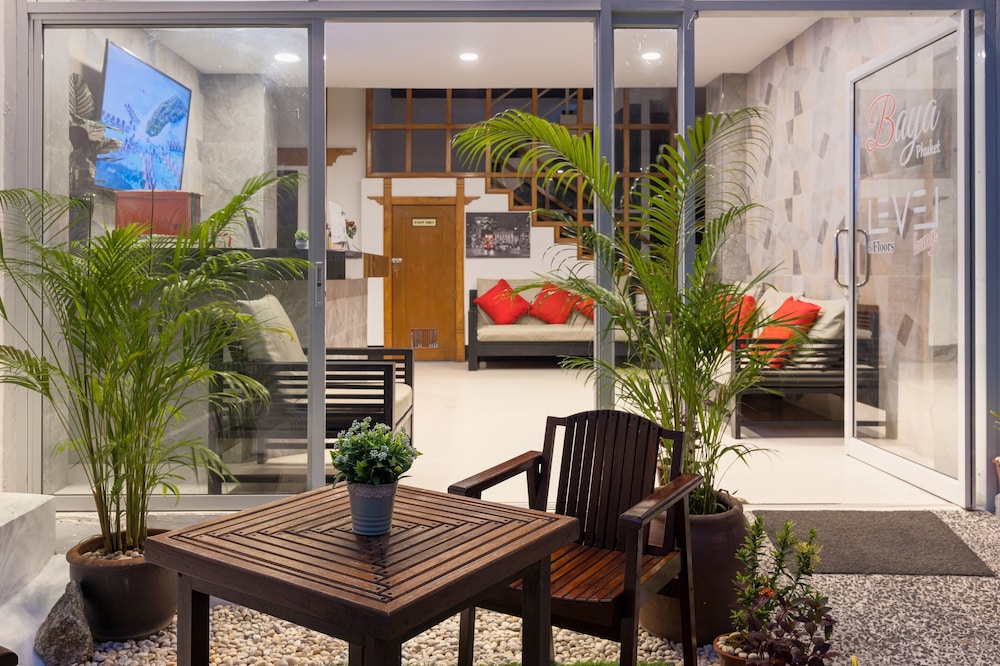 Hotel Baya Patong Beach 58/65