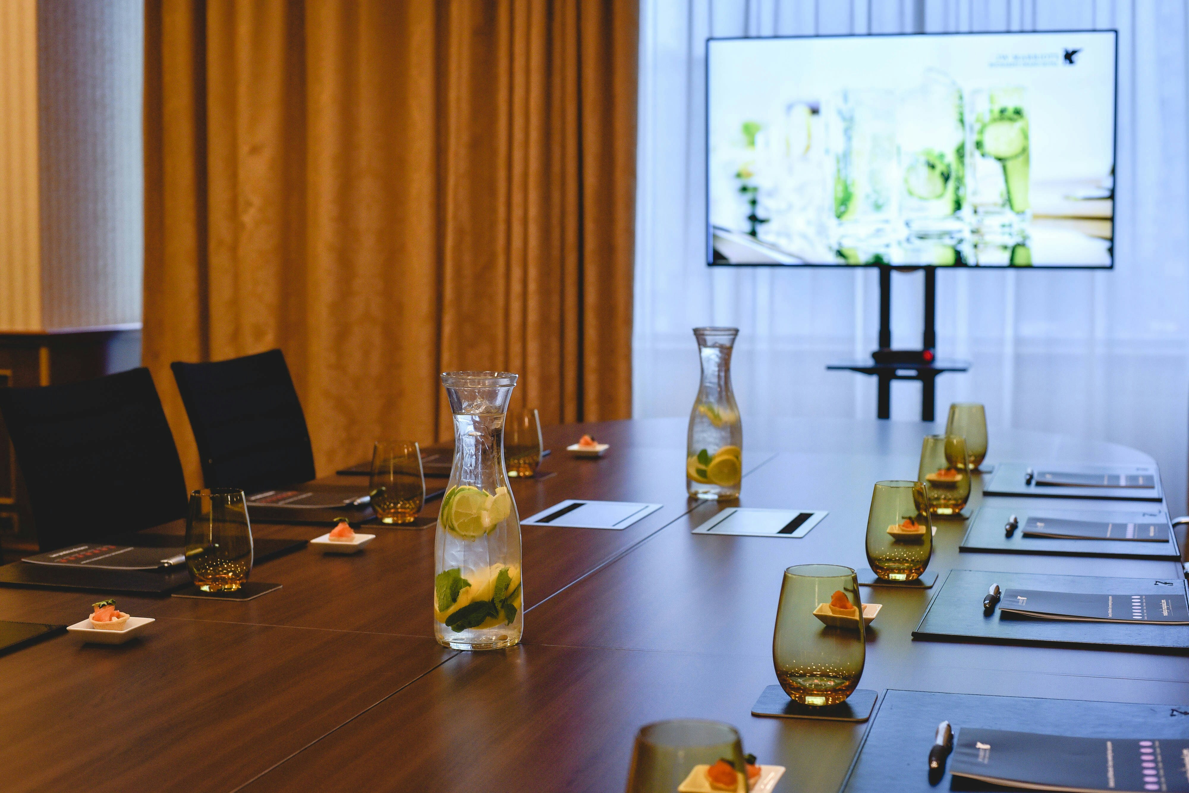 JW MARRIOTT BUCHAREST GRAND HOTEL 77/79