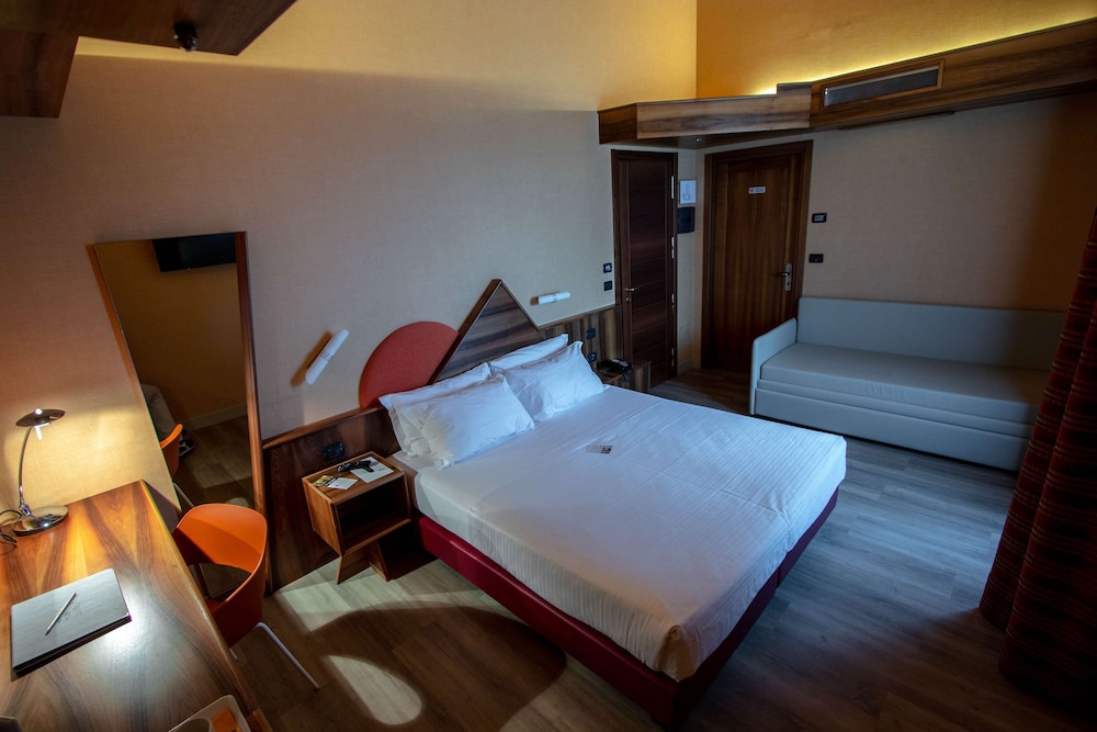 La Villa, Sure Hotel Collection by Best Western 28/76