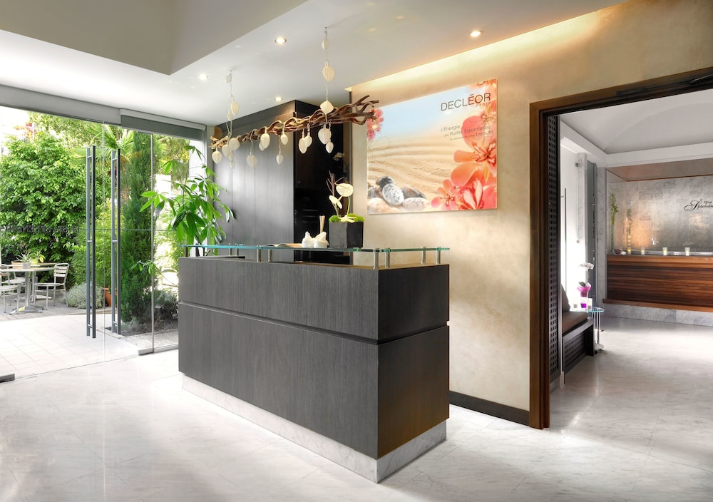 Lobby at Splendid Hotel and Spa, NICE