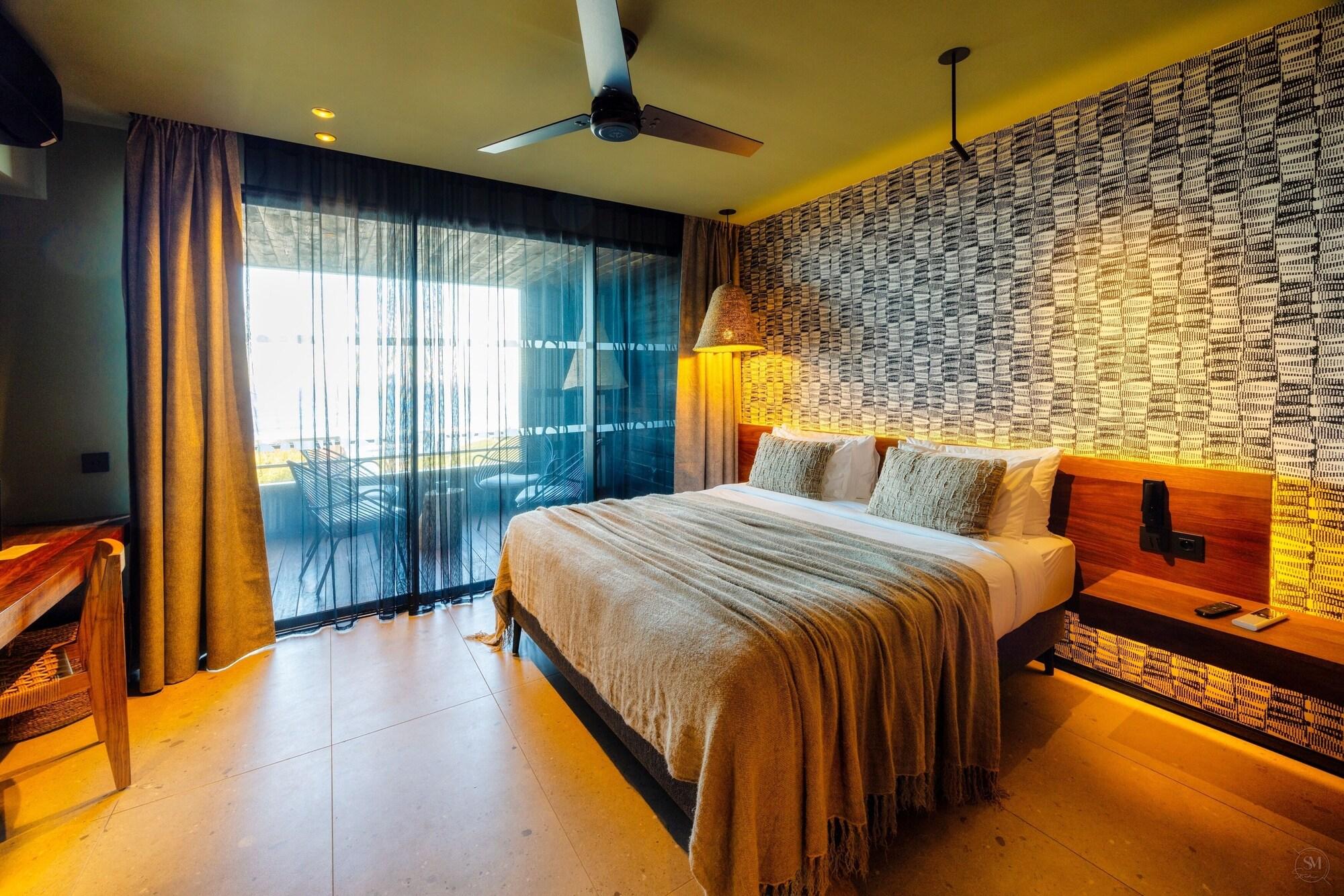 Wood Hotel & Spa 12/50