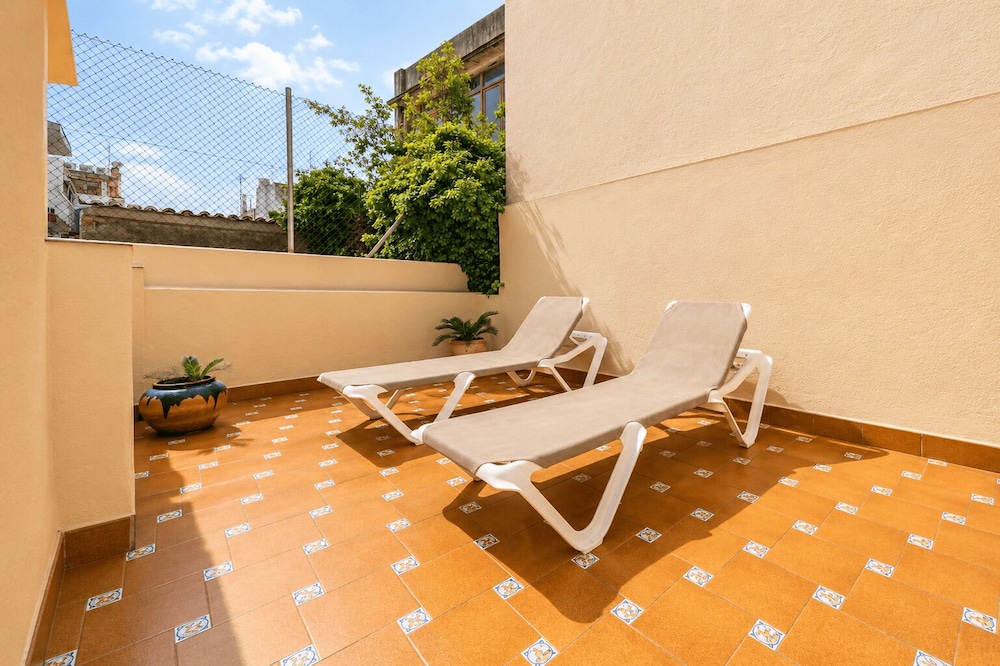 Neptuno Apartments 42/69