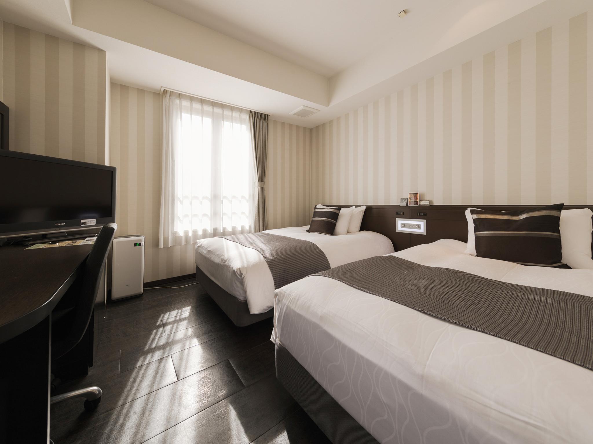 Semi Room, Deluxe, 2 Semi Double Beds, Smoking