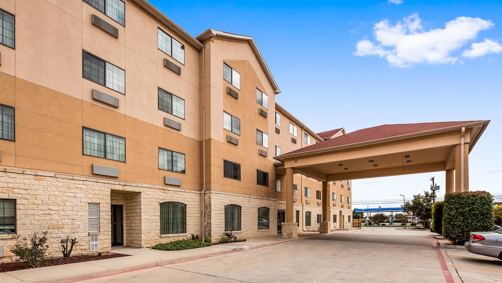 Best Western Windsor Pointe Hotel & Suites-AT&T Center photo4