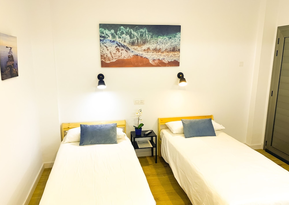 Brisamar Canteras Apartments 42/93