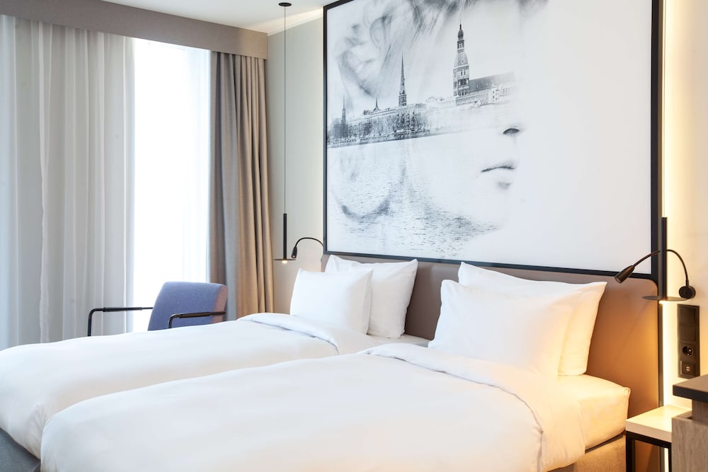 Standard, Twin Beds, Radisson Blu Latvija Conference and Spa Hotel, Riga 7/10