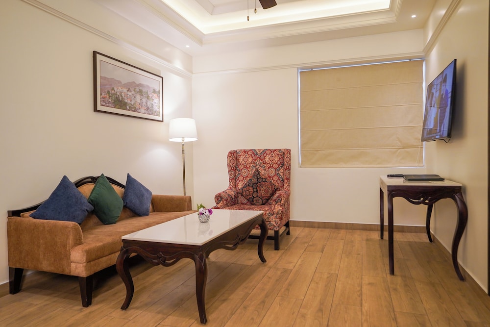 WelcomHeritage Parv Vilas Resort & Spa 25/50