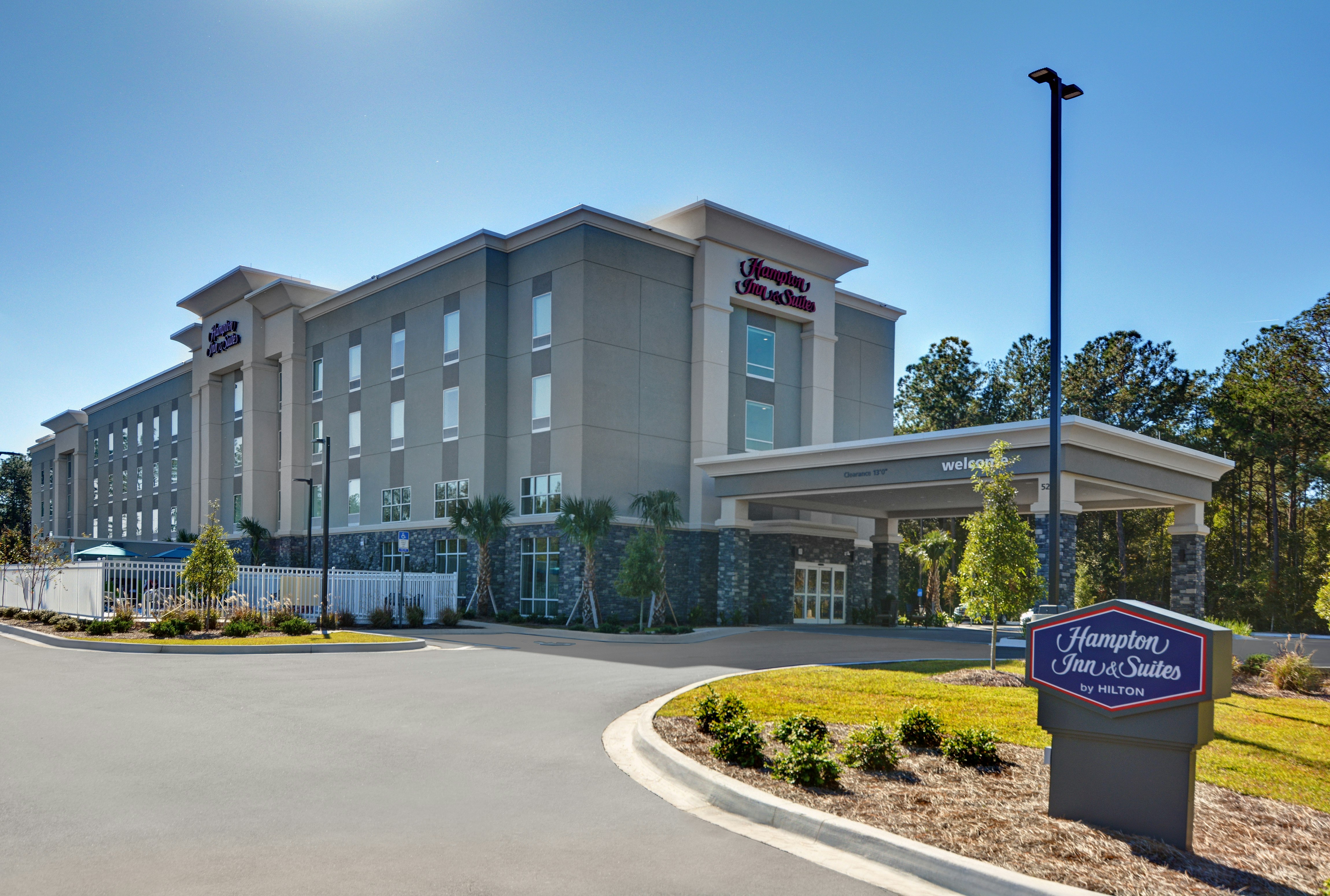 Hampton Inn Suites Macclenny I 10 22/25