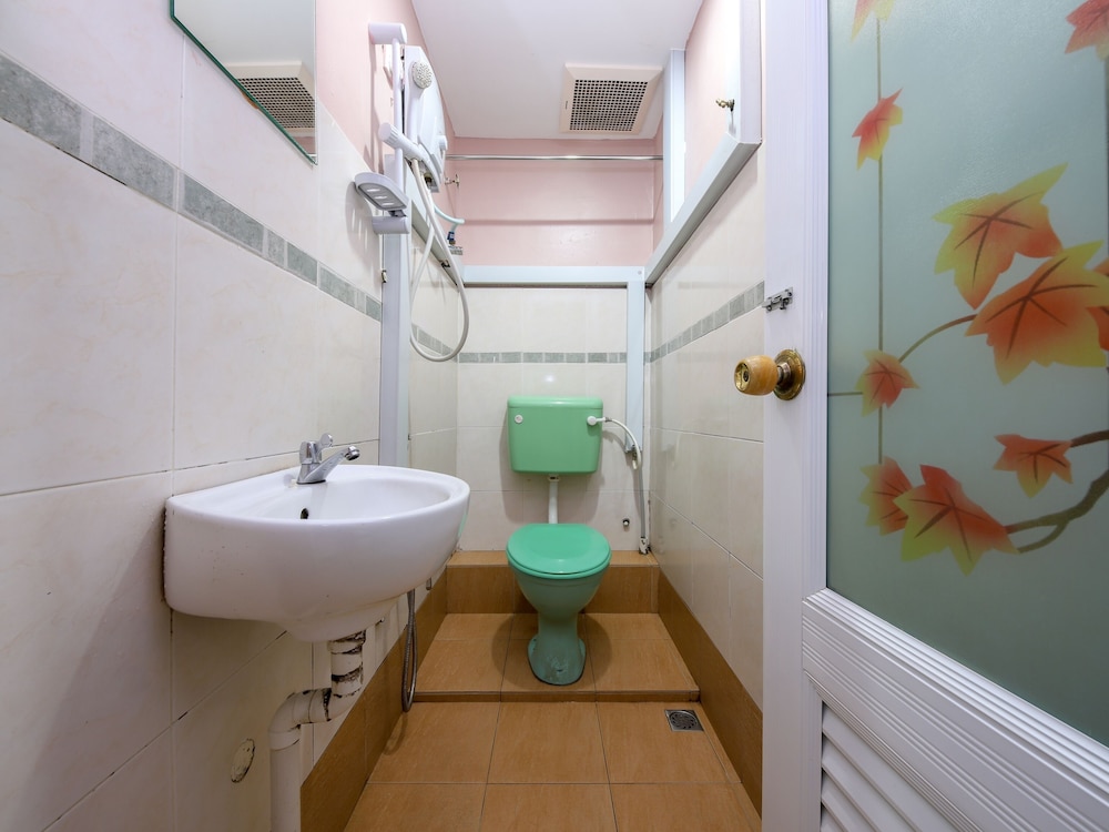 Hotel O Rafik Ali Motel 29/64
